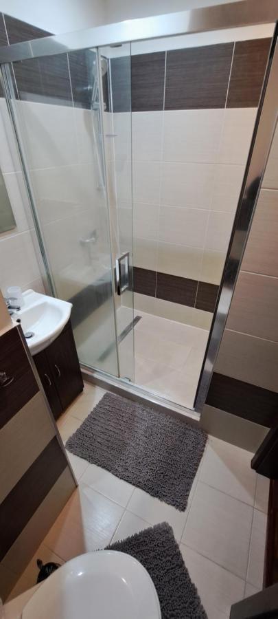 Apartman Zemplin Michalovce Exteriör bild