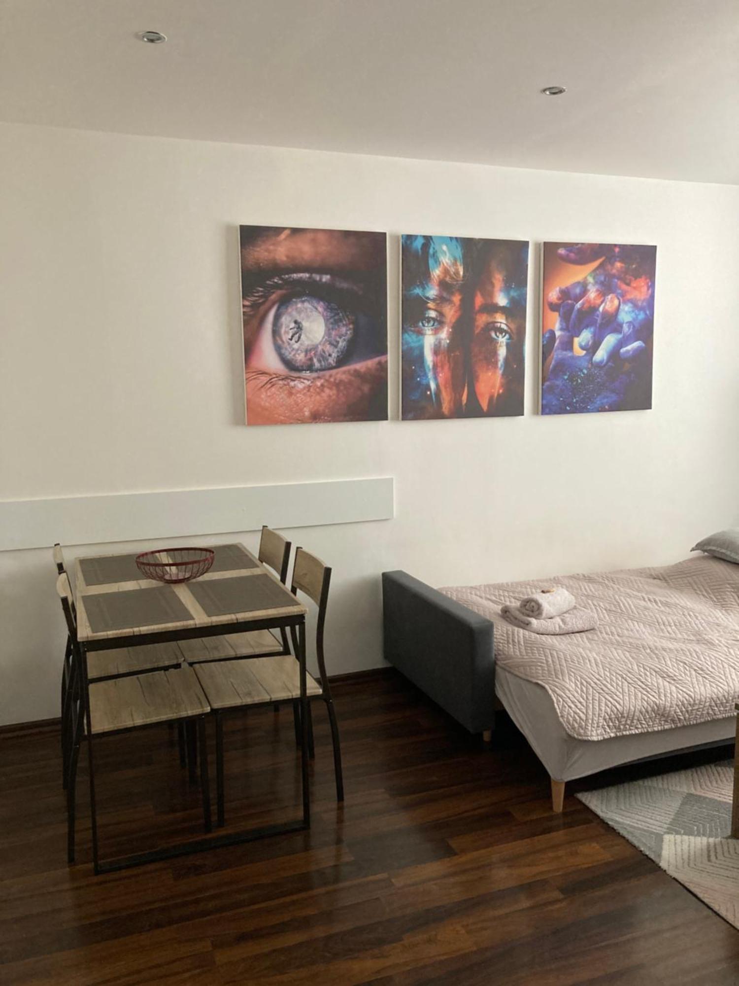 Apartman Zemplin Michalovce Exteriör bild