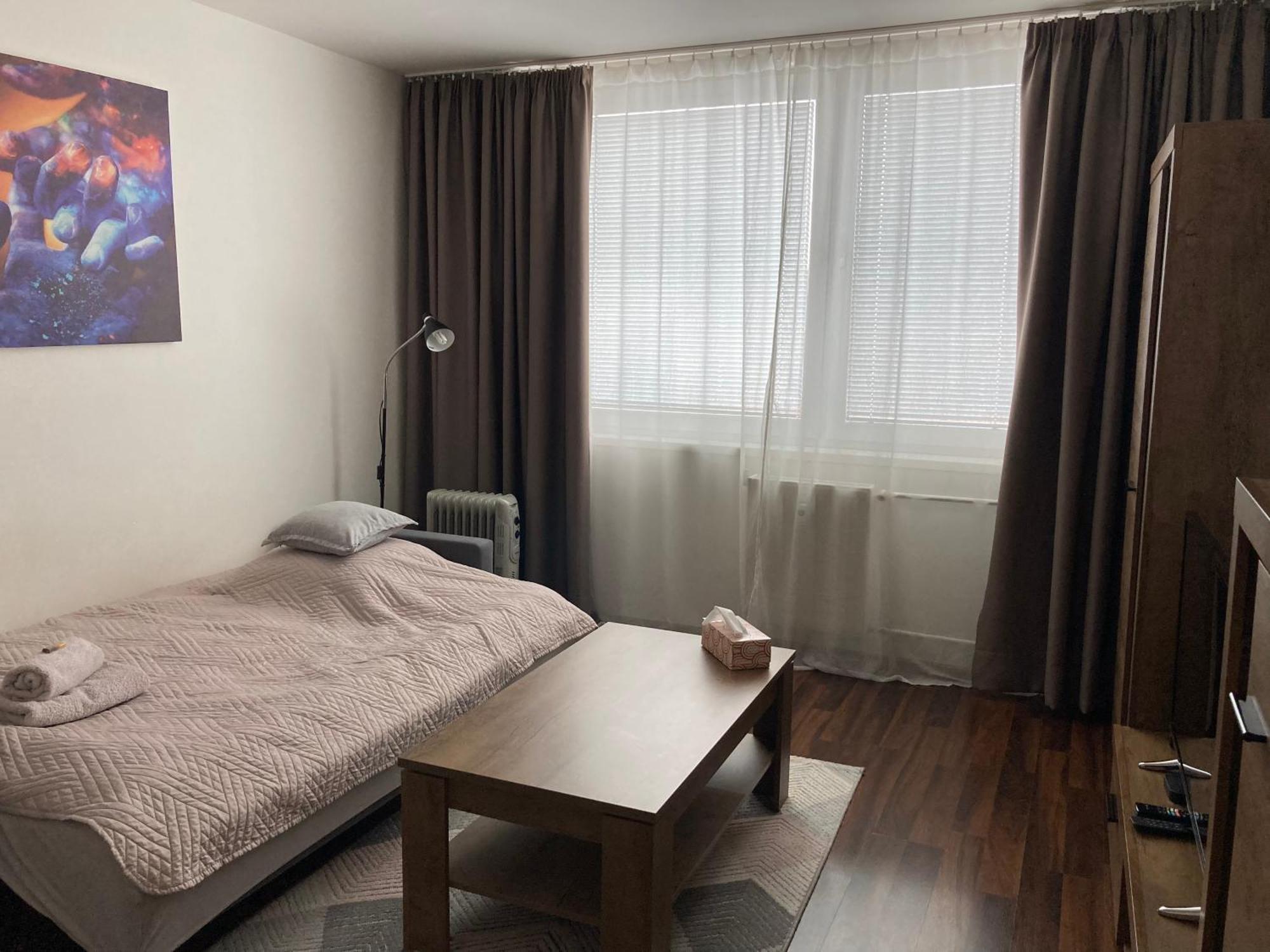 Apartman Zemplin Michalovce Exteriör bild