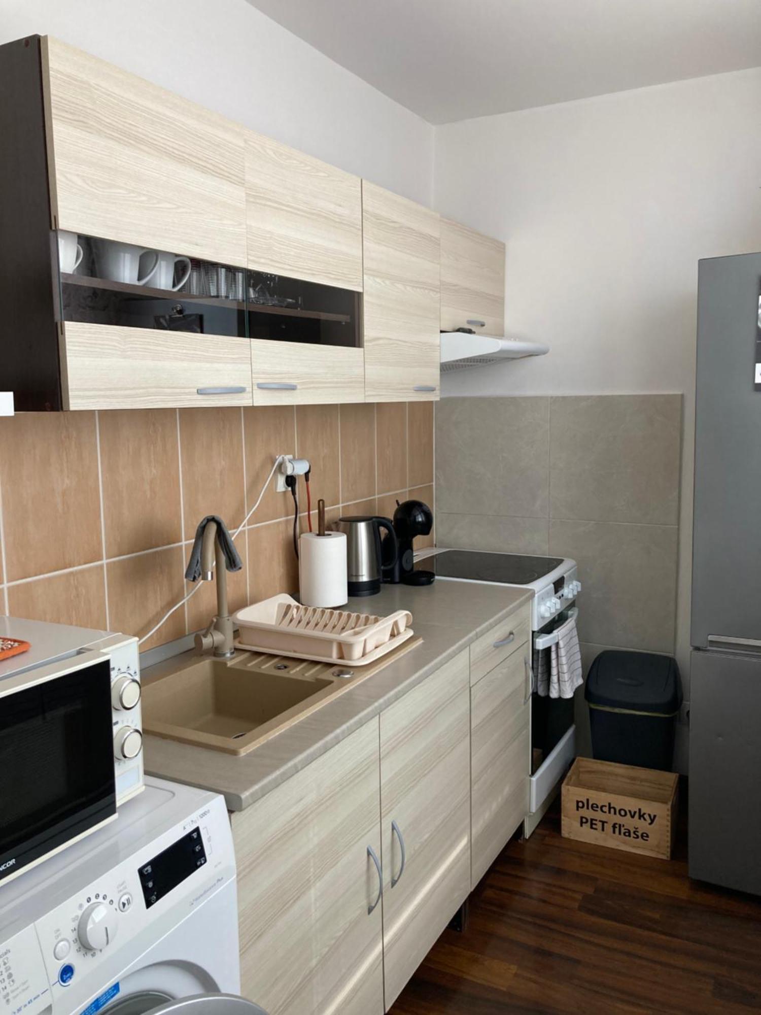 Apartman Zemplin Michalovce Exteriör bild