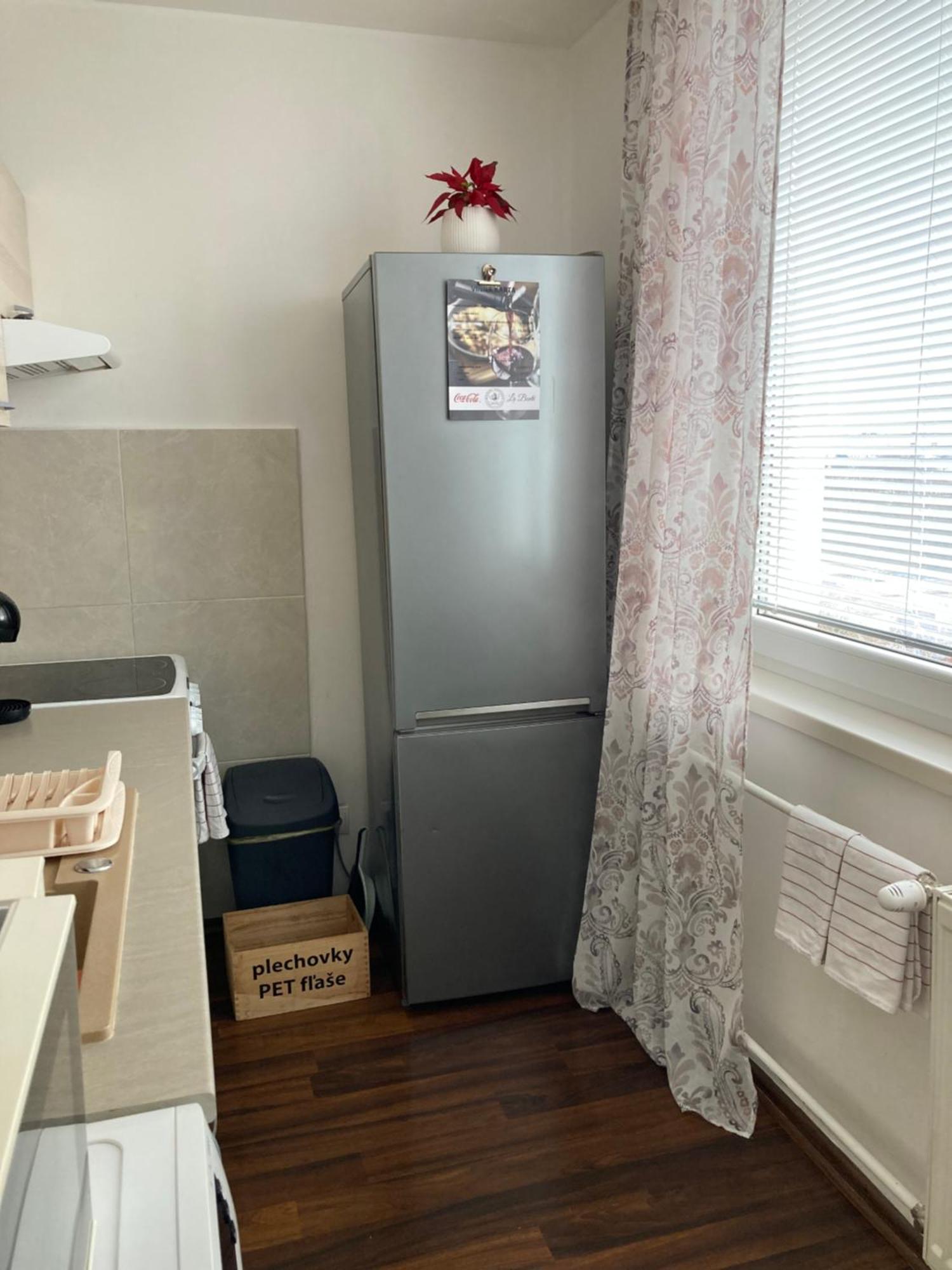 Apartman Zemplin Michalovce Exteriör bild